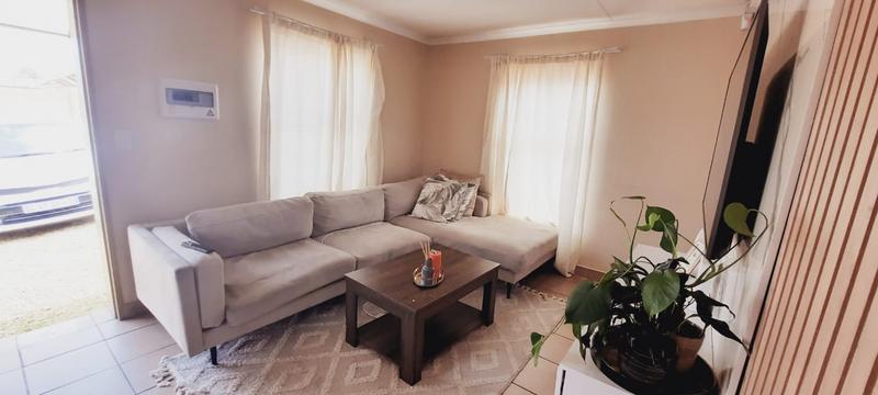 3 Bedroom Property for Sale in Olievenhoutbosch Gauteng