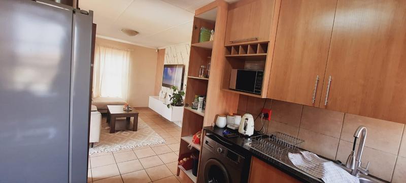 3 Bedroom Property for Sale in Olievenhoutbosch Gauteng
