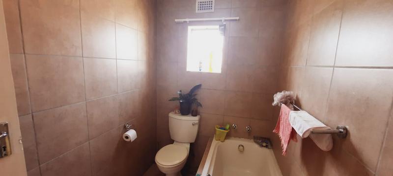 3 Bedroom Property for Sale in Olievenhoutbosch Gauteng