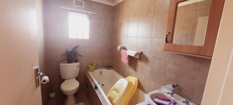 3 Bedroom Property for Sale in Olievenhoutbosch Gauteng