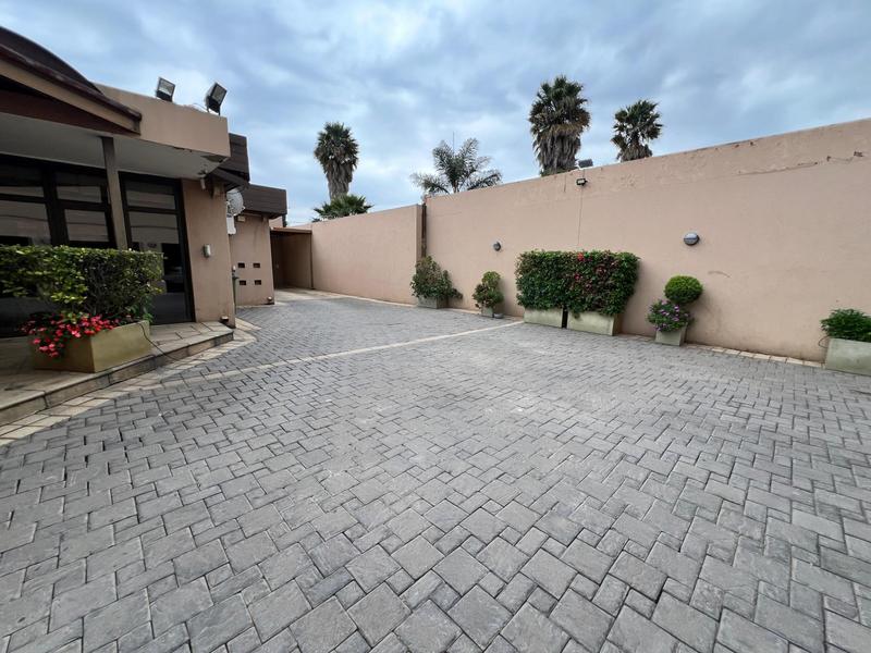4 Bedroom Property for Sale in Erasmia Gauteng