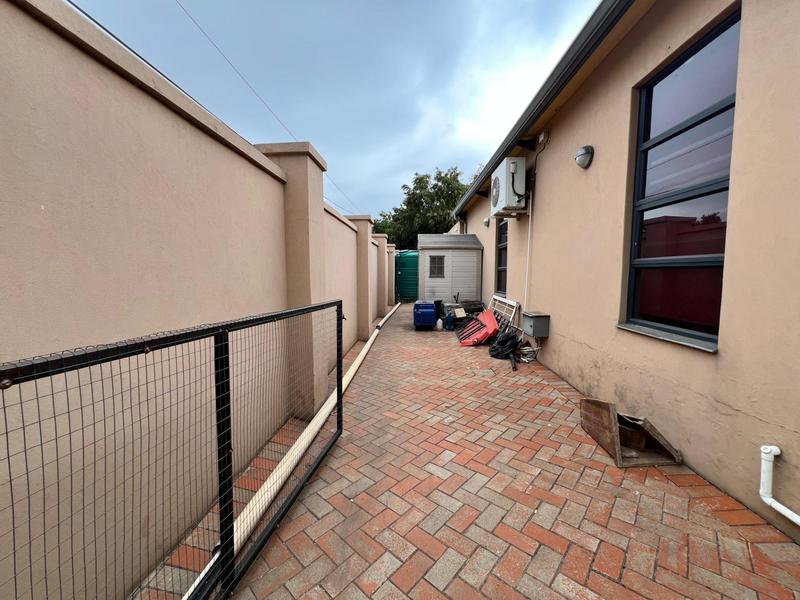4 Bedroom Property for Sale in Erasmia Gauteng