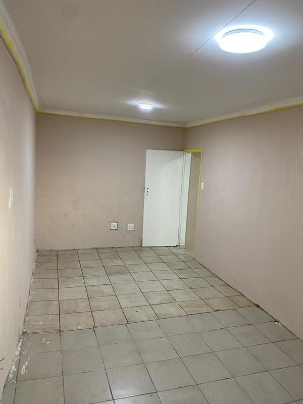 To Let 1 Bedroom Property for Rent in Kensington Gauteng