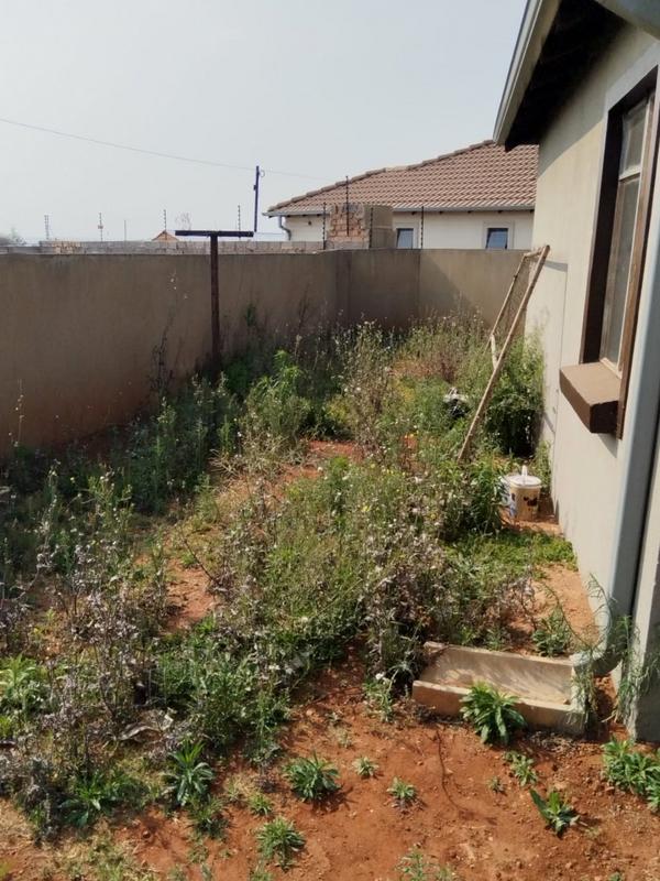 2 Bedroom Property for Sale in Dawn Park Gauteng