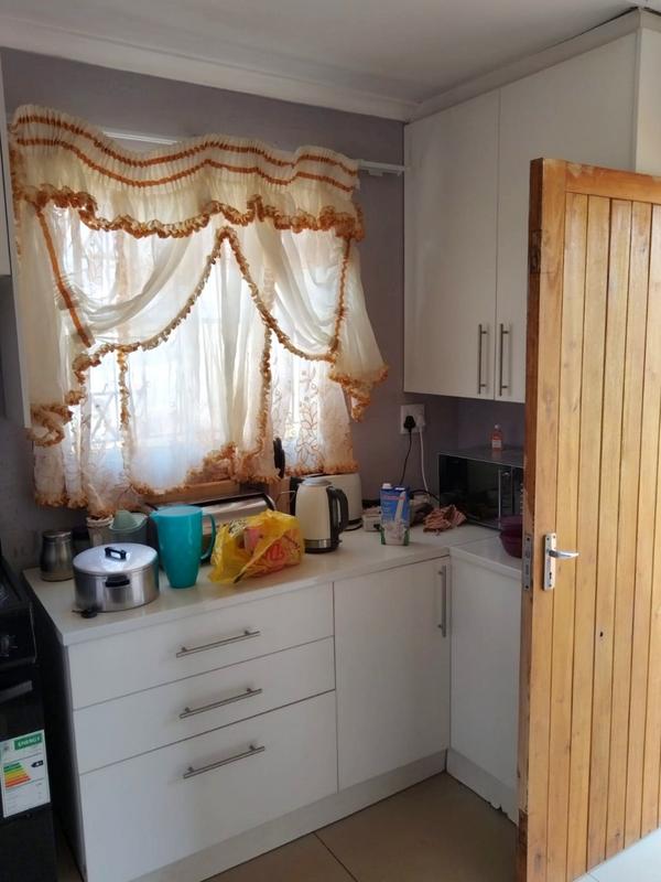 2 Bedroom Property for Sale in Dawn Park Gauteng