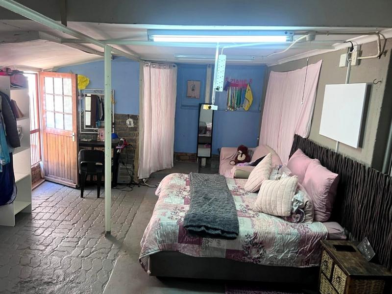 3 Bedroom Property for Sale in Roodekrans Gauteng