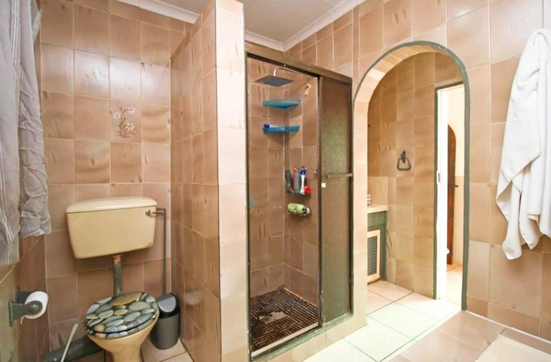 3 Bedroom Property for Sale in Roodekrans Gauteng