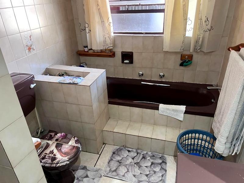 3 Bedroom Property for Sale in Roodekrans Gauteng