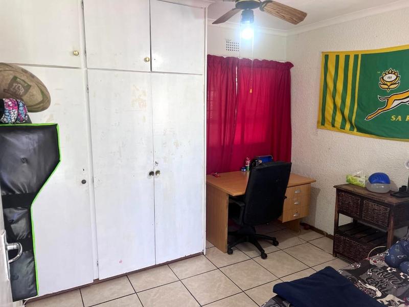 3 Bedroom Property for Sale in Roodekrans Gauteng
