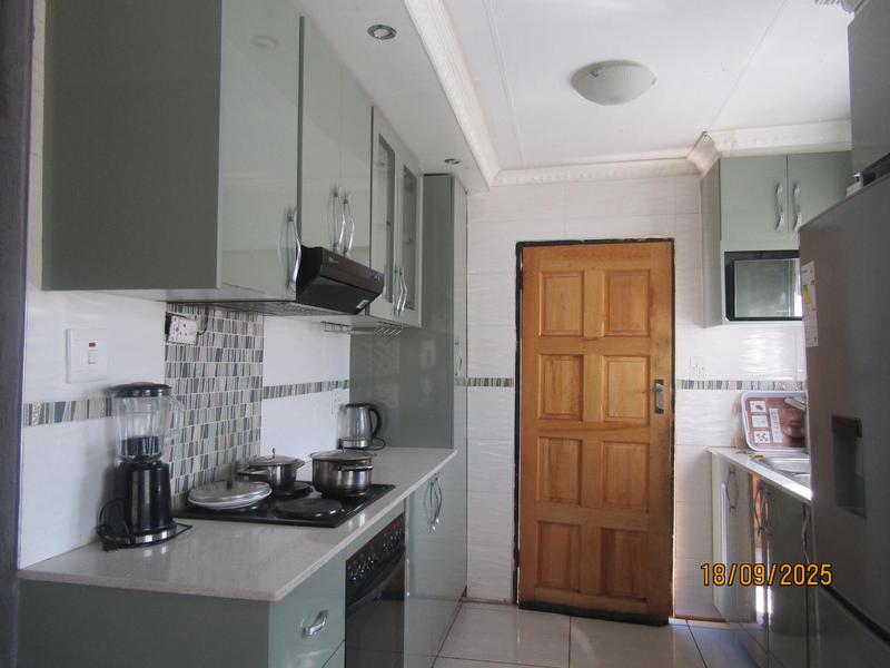 To Let 3 Bedroom Property for Rent in Dawn Park Gauteng
