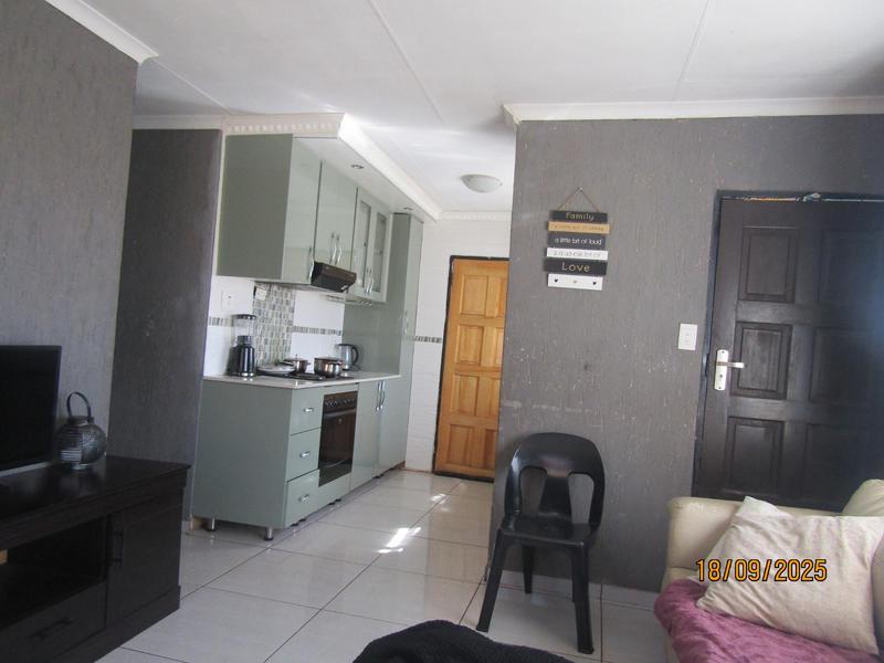 To Let 3 Bedroom Property for Rent in Dawn Park Gauteng