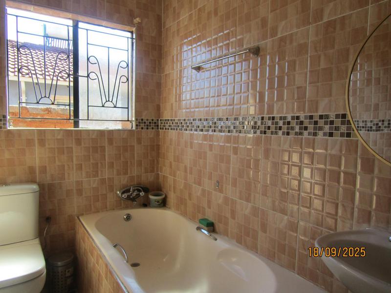To Let 3 Bedroom Property for Rent in Dawn Park Gauteng
