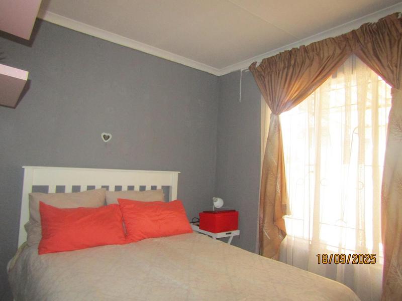 To Let 3 Bedroom Property for Rent in Dawn Park Gauteng