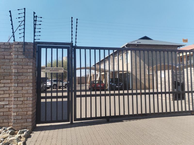 To Let 2 Bedroom Property for Rent in Krugersdorp Gauteng