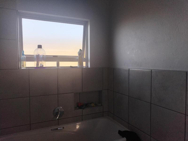 To Let 2 Bedroom Property for Rent in Krugersdorp Gauteng