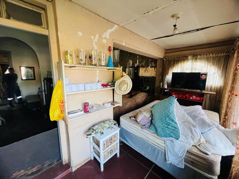 6 Bedroom Property for Sale in Brakpan Gauteng