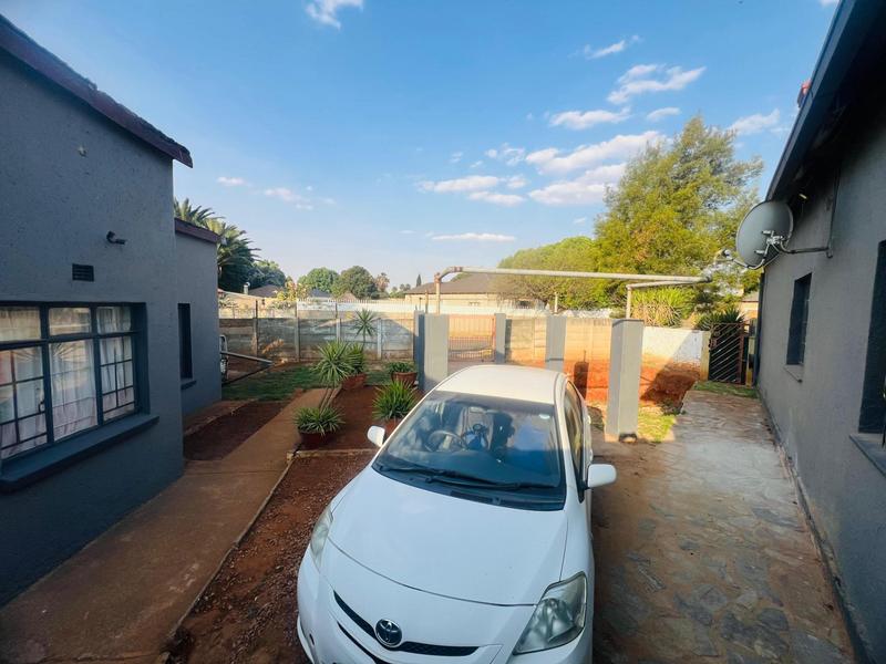 6 Bedroom Property for Sale in Brakpan Gauteng