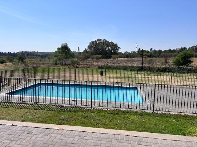 To Let 3 Bedroom Property for Rent in Lombardy Estate Gauteng