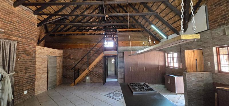 6 Bedroom Property for Sale in Bultfontein A H Gauteng