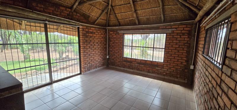 6 Bedroom Property for Sale in Bultfontein A H Gauteng
