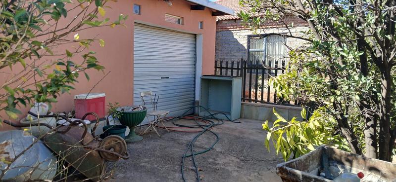 3 Bedroom Property for Sale in Soshanguve South Gauteng