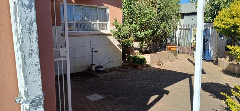 3 Bedroom Property for Sale in Soshanguve South Gauteng