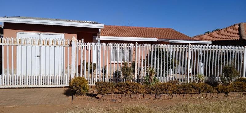 3 Bedroom Property for Sale in Soshanguve South Gauteng
