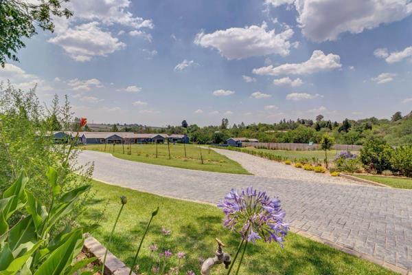 To Let 6 Bedroom Property for Rent in Chartwell Gauteng