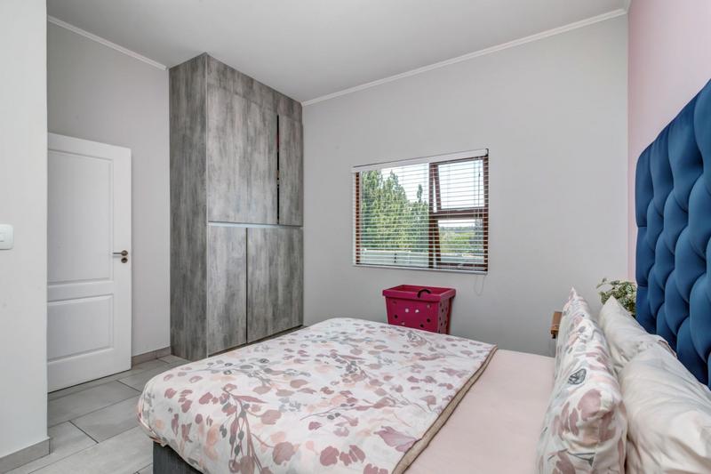 To Let 6 Bedroom Property for Rent in Chartwell Gauteng