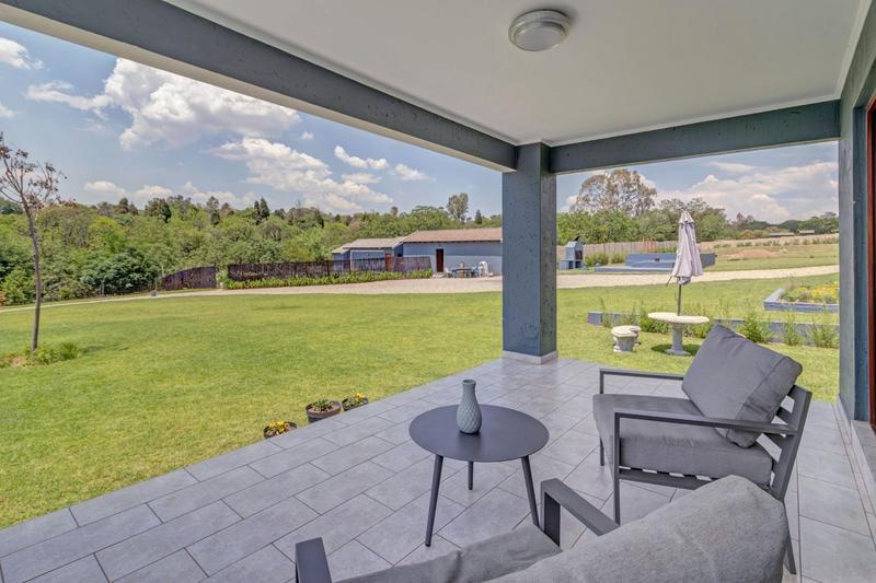 To Let 6 Bedroom Property for Rent in Chartwell Gauteng