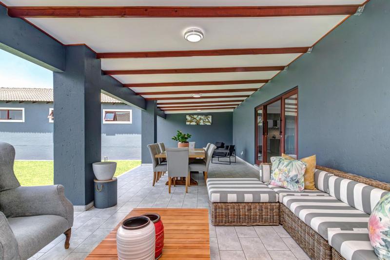 To Let 6 Bedroom Property for Rent in Chartwell Gauteng