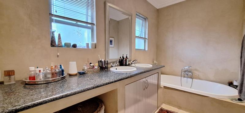 4 Bedroom Property for Sale in Moreleta Park Gauteng