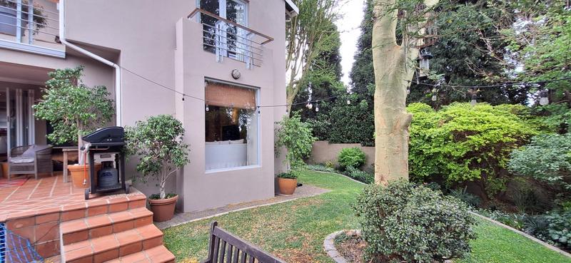 4 Bedroom Property for Sale in Moreleta Park Gauteng