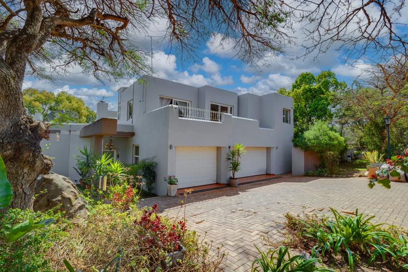 To Let 4 Bedroom Property for Rent in Dainfern Golf Estate Gauteng
