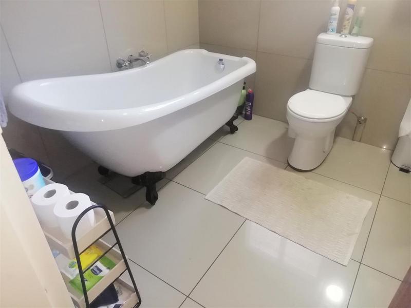 3 Bedroom Property for Sale in Zwartkop Gauteng