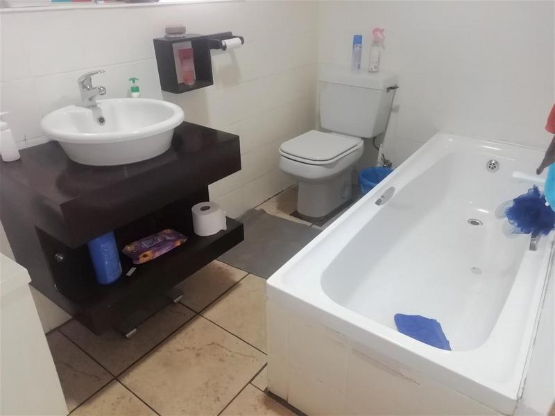 3 Bedroom Property for Sale in Zwartkop Gauteng