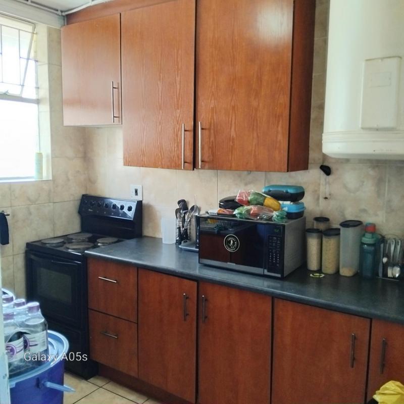 2 Bedroom Property for Sale in Sunnyside Gauteng