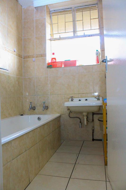 2 Bedroom Property for Sale in Sunnyside Gauteng