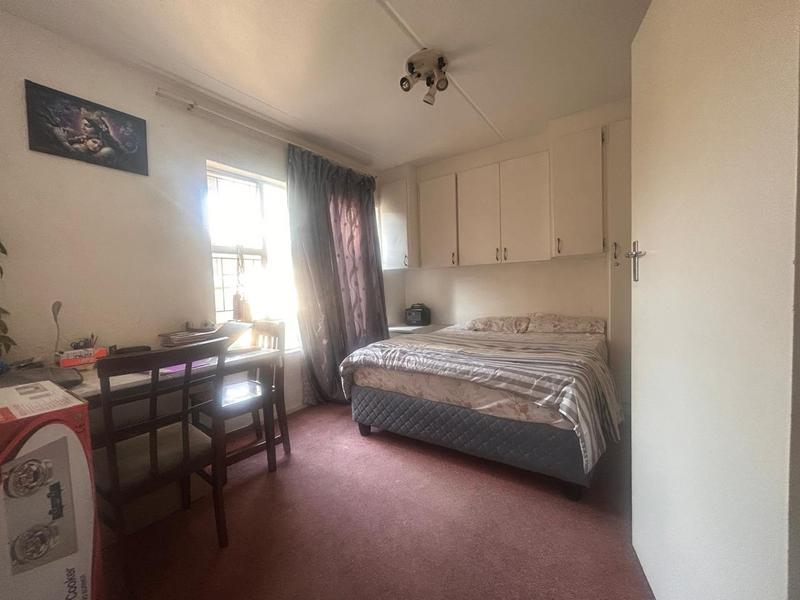 To Let 2 Bedroom Property for Rent in Vorna Valley Gauteng