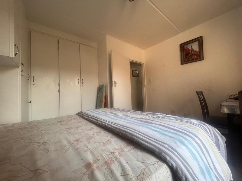 To Let 2 Bedroom Property for Rent in Vorna Valley Gauteng