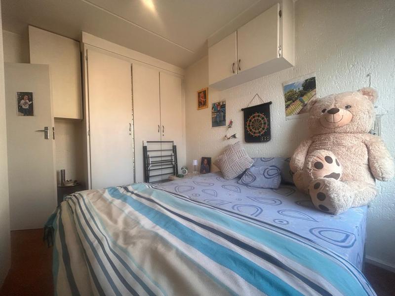 To Let 2 Bedroom Property for Rent in Vorna Valley Gauteng