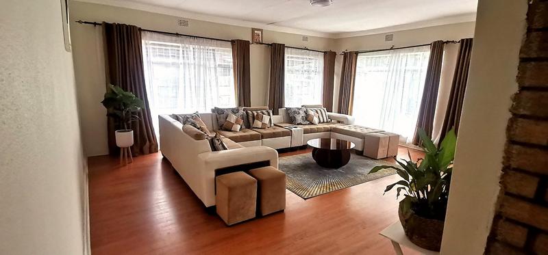 To Let 3 Bedroom Property for Rent in Glen Marais Gauteng