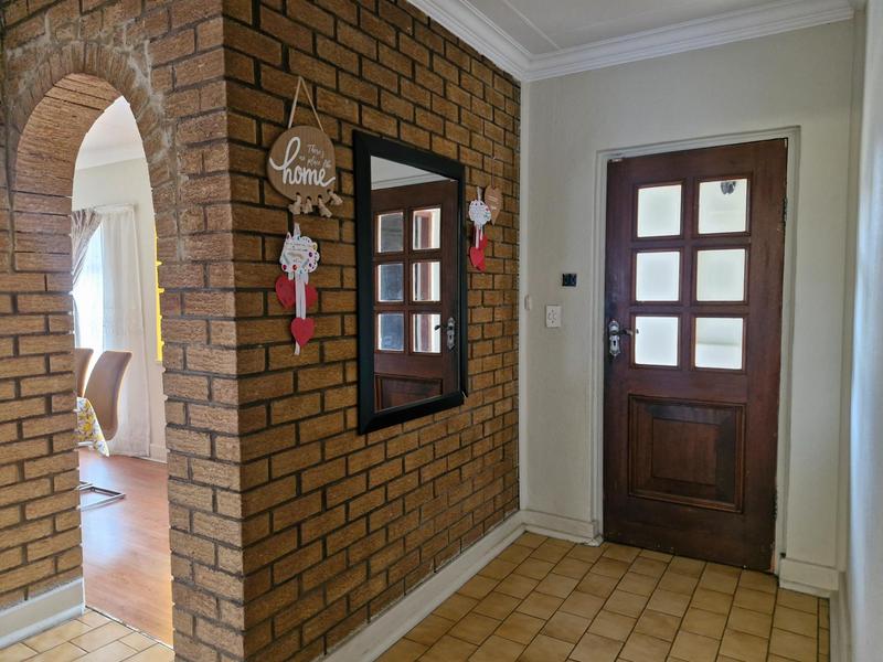 To Let 3 Bedroom Property for Rent in Glen Marais Gauteng