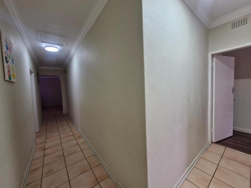 To Let 3 Bedroom Property for Rent in Glen Marais Gauteng