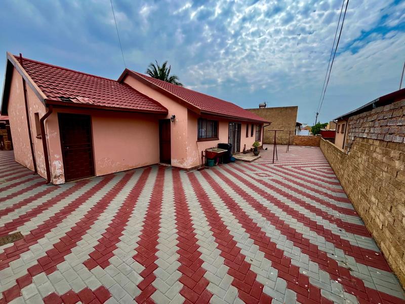 3 Bedroom Property for Sale in Soshanguve Gauteng