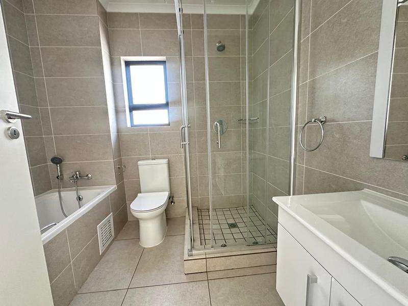 To Let 2 Bedroom Property for Rent in North Riding Gauteng