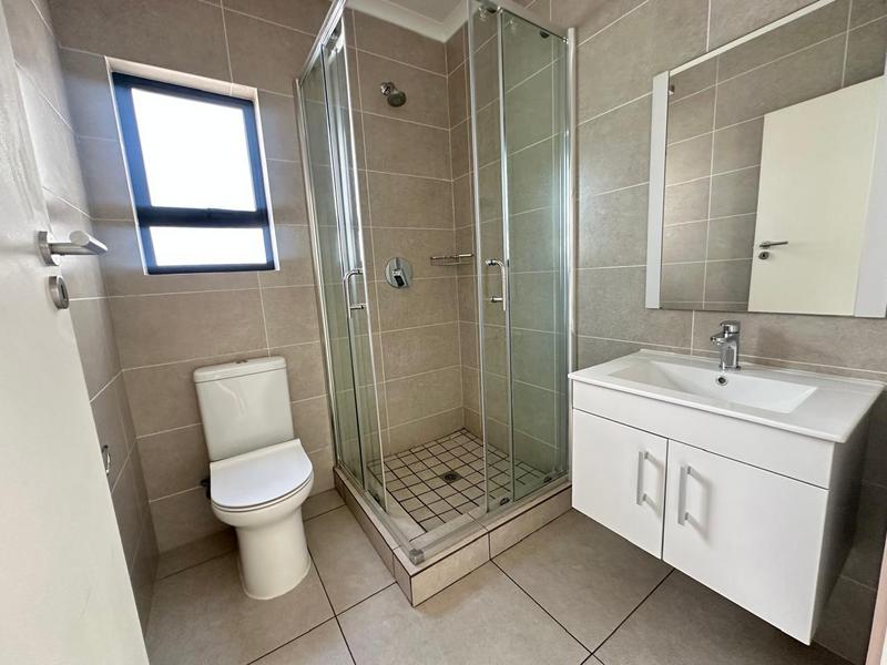 To Let 2 Bedroom Property for Rent in North Riding Gauteng