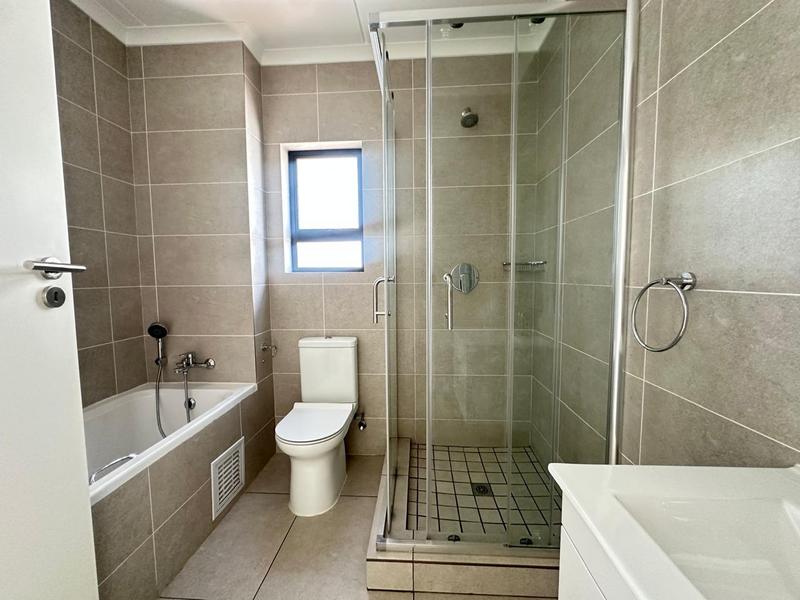 To Let 2 Bedroom Property for Rent in North Riding Gauteng