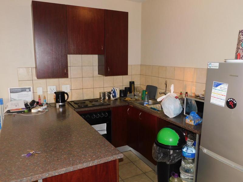 1 Bedroom Property for Sale in Grand Central Gauteng