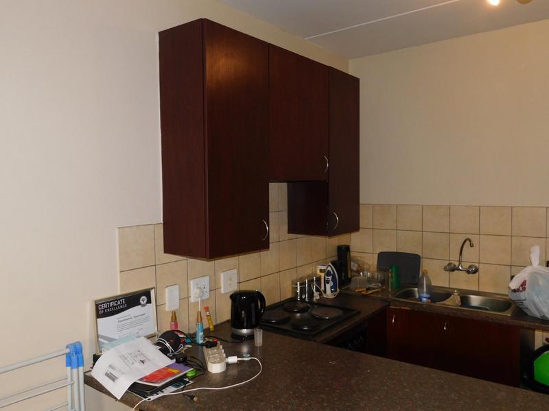 1 Bedroom Property for Sale in Grand Central Gauteng